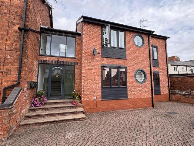 Apartment for rent in Baswich, Staffordshire