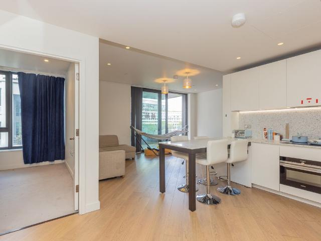 Apartment for rent in Shepherd's Bush, Greater London