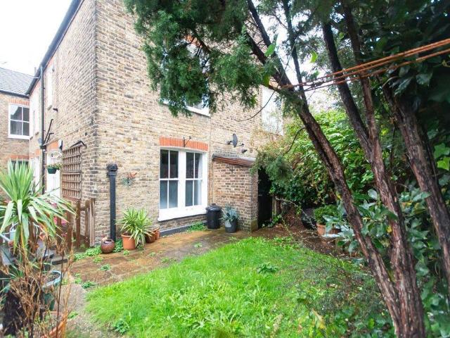 Apartment for rent in Streatham, Greater London