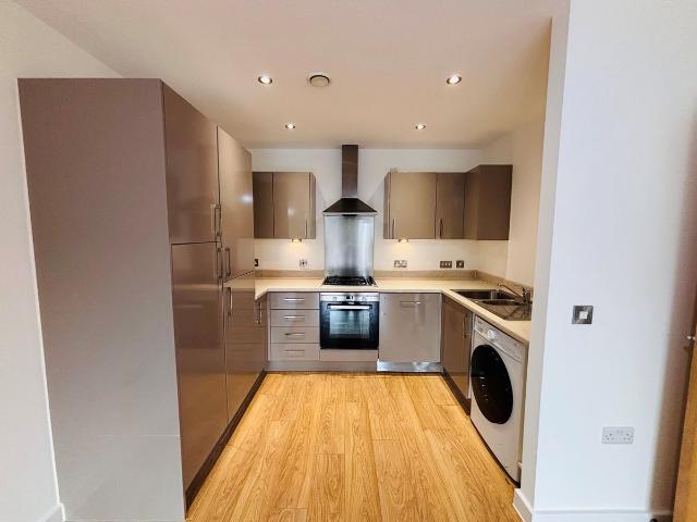 Apartment for rent in Bowes Park, Greater London