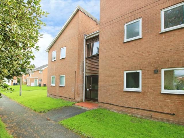 Apartment for rent in Lache, Chester