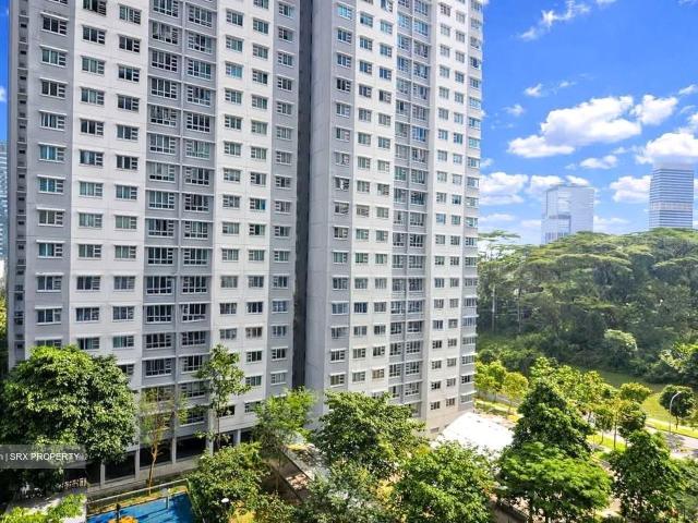 Detached House for sale in Alexandra Road