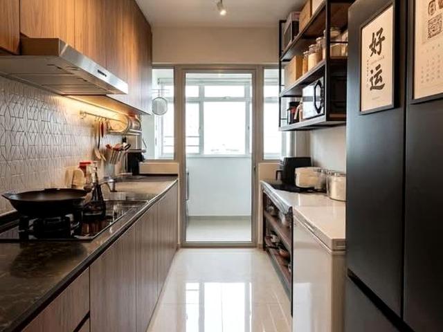 Detached House for sale in Alexandra Road