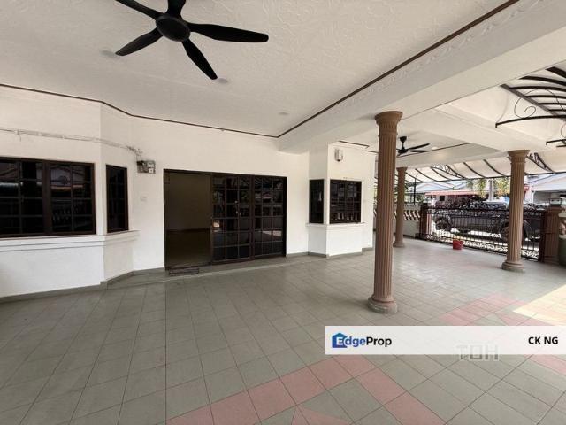 House for sale in Jenjarom, Kuala Langat