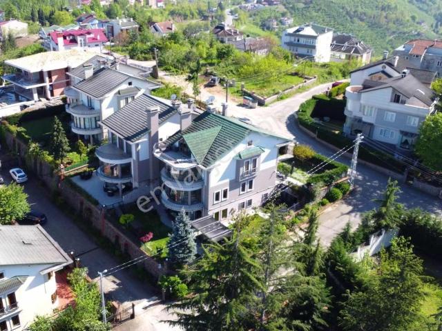 Trabzon içerisinde satılık Villa