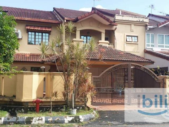 Room for rent in Perak, Intan
