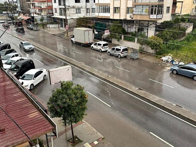Bornova, İzmir içerisinde satılık Dükkan