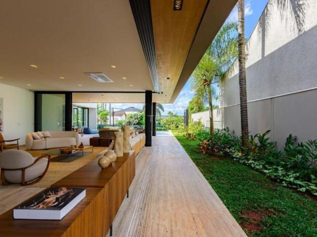 Casa venda em Região Geográfica Imediata do Distrito Federal, Região Integrada de Desenvolvimento do Distrito Federal e Entorno