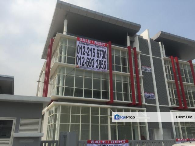 Warehouse for sale in Petaling, Alam Impian