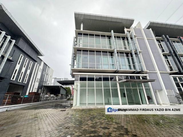 Warehouse for sale in Petaling, Alam Impian