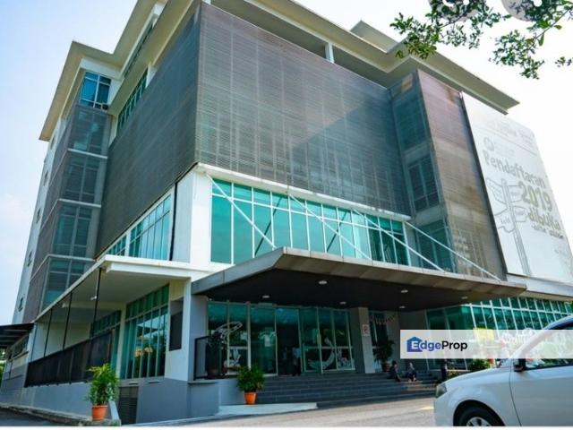 Shop for sale in Petaling, Alam Impian