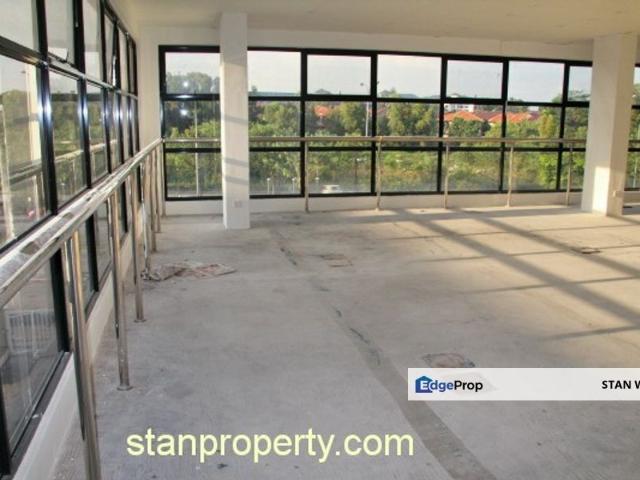 Warehouse for rent in Petaling, Alam Impian
