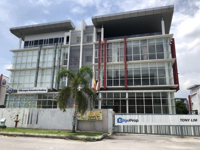 Warehouse for rent in Petaling, Alam Impian