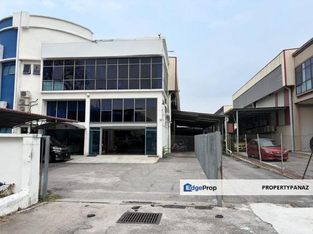 Warehouse for rent in Seksyen U1, Shah Alam