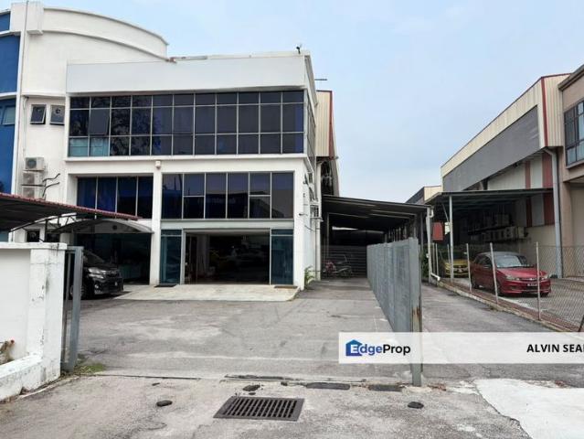Warehouse for rent in Petaling, Alam Impian