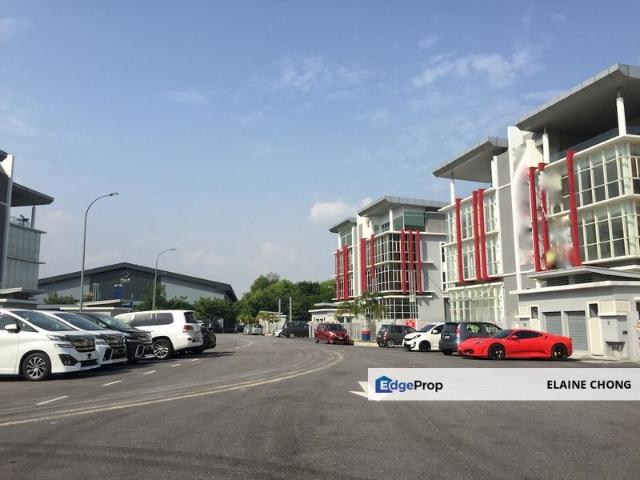 Warehouse for sale in Petaling, Alam Impian