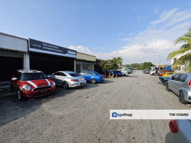 Warehouse for sale in Petaling, Alam Impian