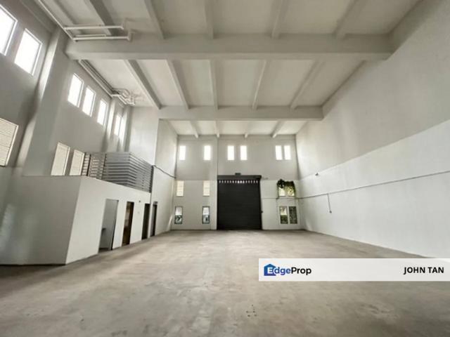 Warehouse for rent in Petaling, Alam Impian