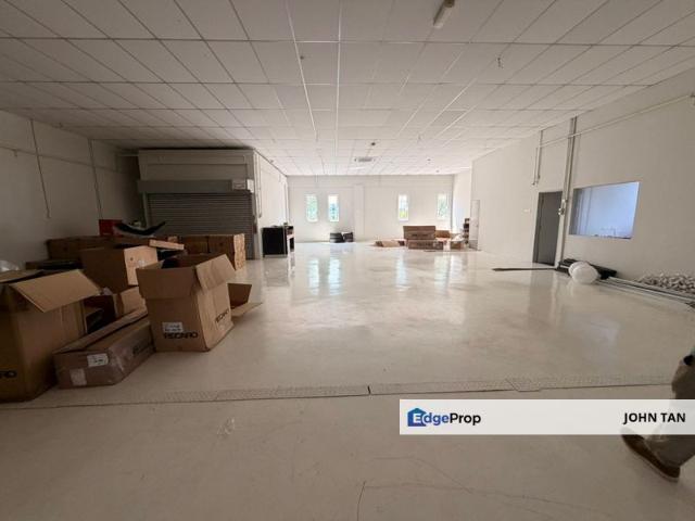 Warehouse for rent in Petaling, Alam Impian