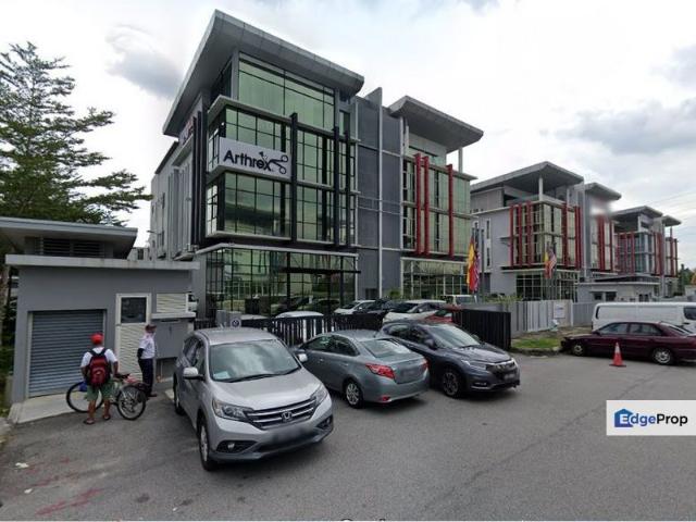 Warehouse for rent in Petaling, Alam Impian