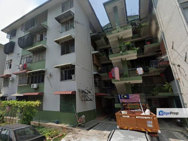 Flat for sale in Petaling, Subang Jaya