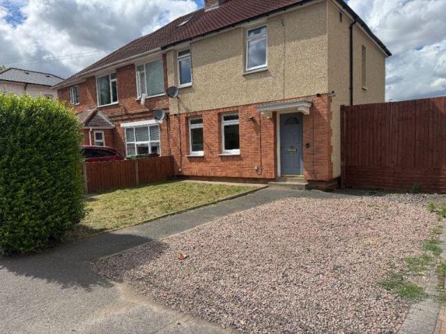 House for rent in The Ronkswood, Worcestershire