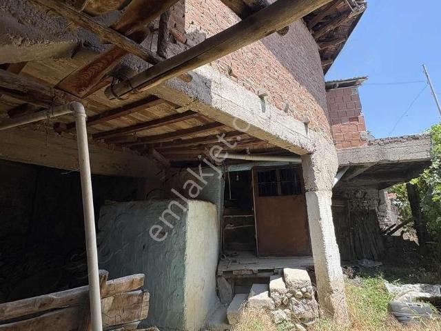 Uşak Merkez içerisinde satılık Villa