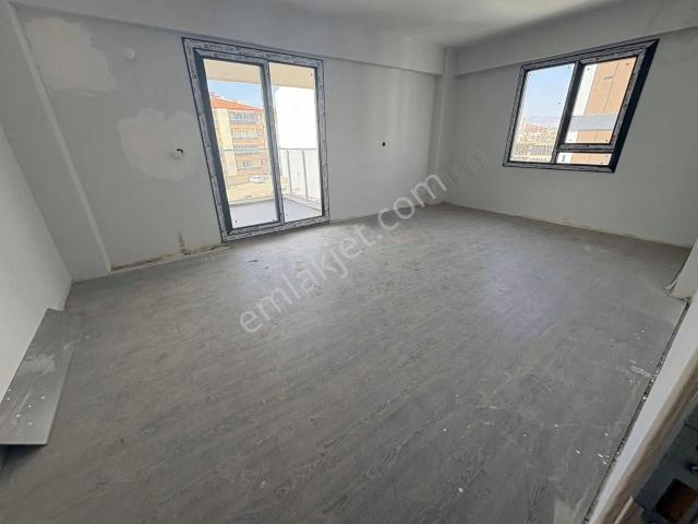 Uşak Merkez, Uşak içerisinde satılık mülk