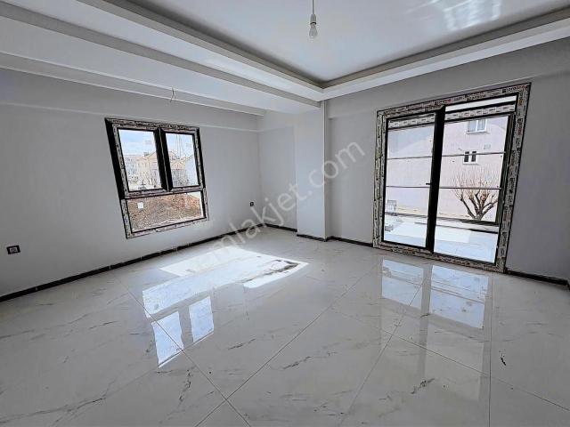 Uşak Merkez, Uşak içerisinde satılık mülk