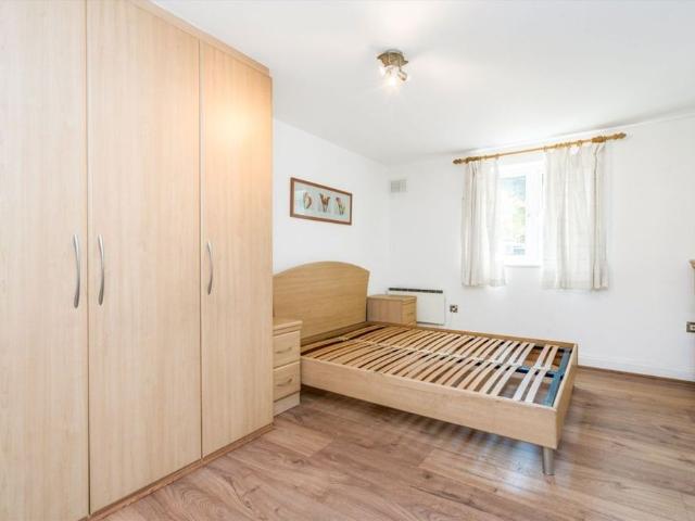 Apartment for rent in London Borough of Hounslow, Strand