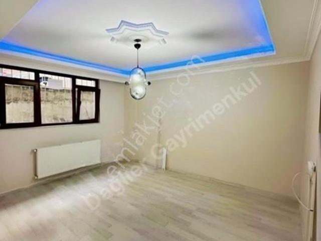 Zübeyde Hanım Mahallesi, Sultangazi içerisinde kiralık mülk