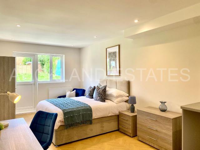 Room for rent in Oakmere, Potters Bar