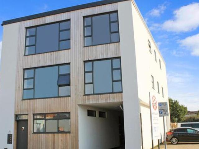 House for sale in Surrey, England
