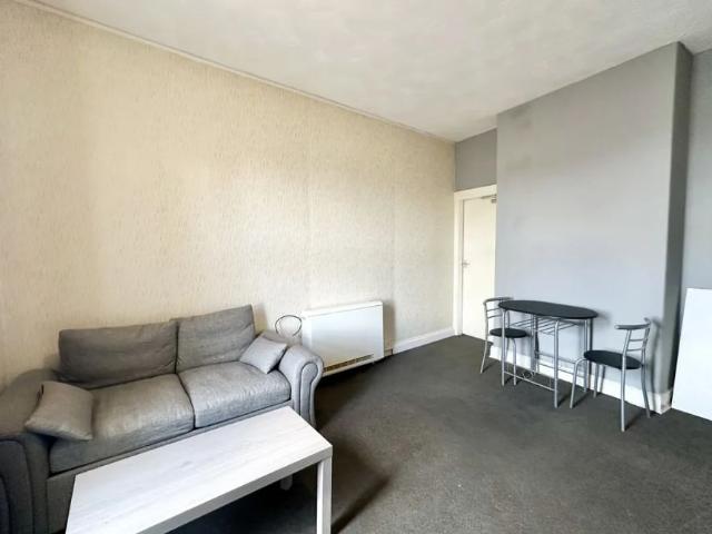 Apartment for rent in Holbeck, West Yorkshire