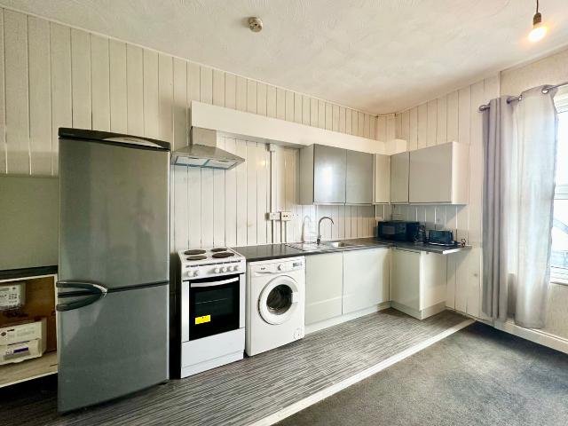 Apartment for rent in Beeston Hill, Leeds
