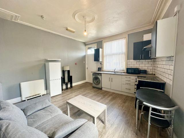 Apartment for rent in Holbeck, Beeston Hill