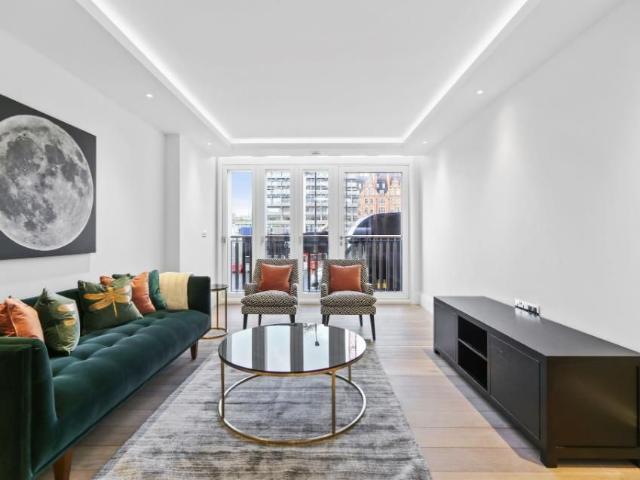 House for rent in St Clement Danes, Greater London