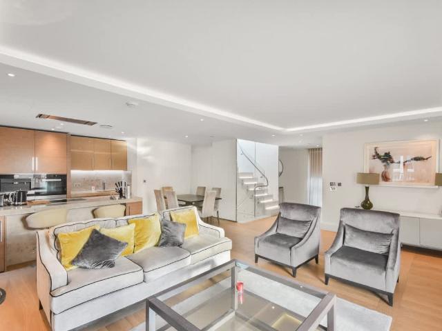 Apartment for rent in St Clement Danes, Greater London