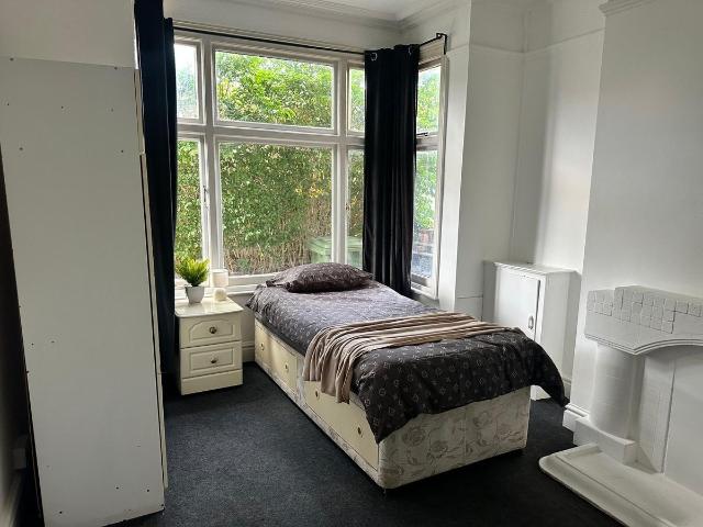 Room for rent in Willenhall, West Midlands