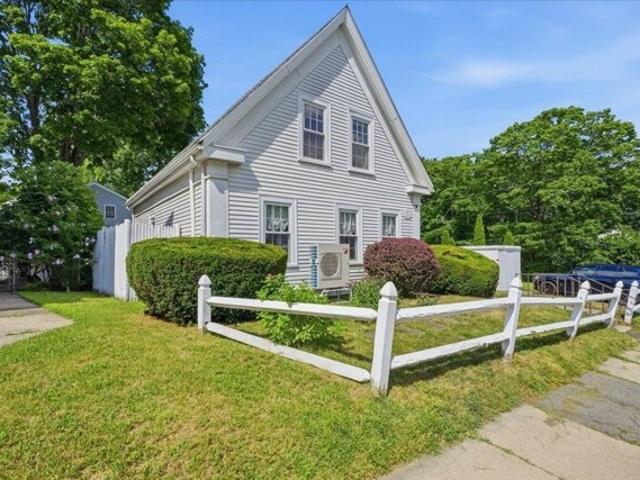 House for sale in Whitman, Massachusetts