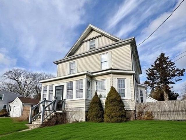 House for sale in Whitman, Massachusetts