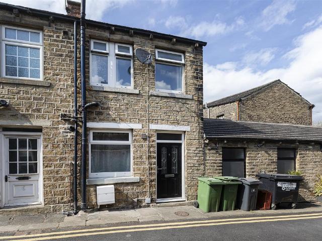 House for rent in Lindley, West Yorkshire