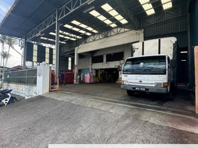 Warehouse for rent in Sendayan Village, Negeri Sembilan