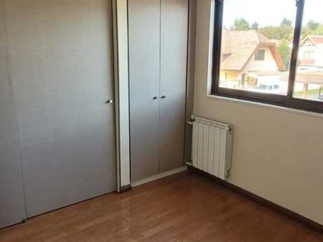 Temuco, Hermosa casa en sector residencial 2143