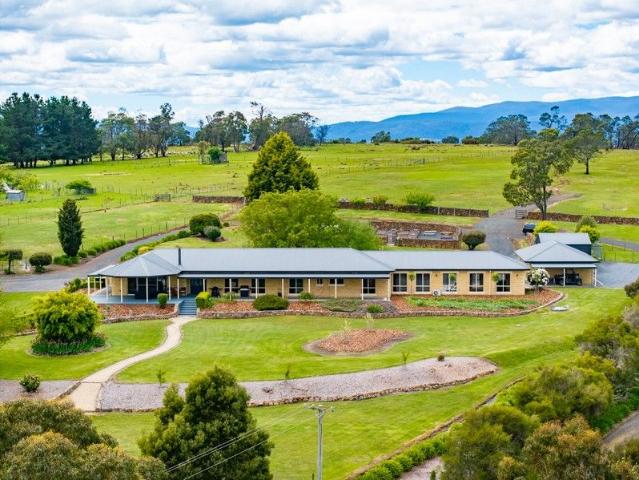 House for sale in Devon Hills, Tasmania