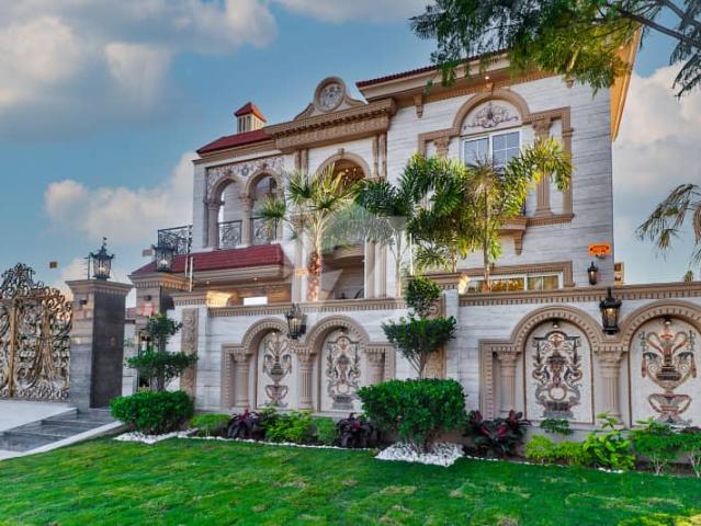 House for sale in لاہور, لاہور ڈویژن