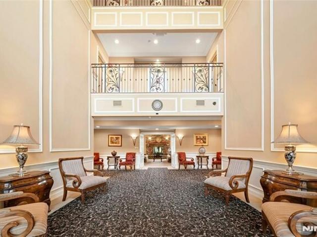 Condo for sale in Cresskill, New Jersey