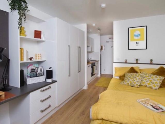 Studio for rent in Bede Island, Old Wharf