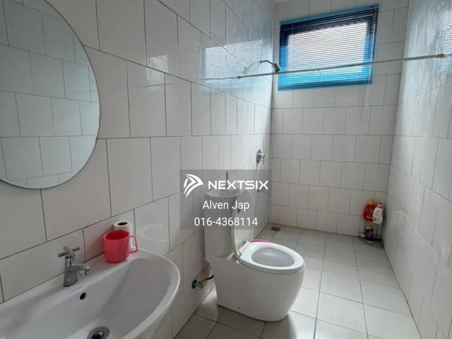 Shop for sale in Johor