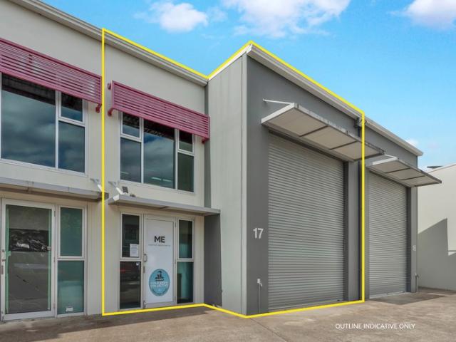 Warehouse for sale in Kings Creek, Queensland